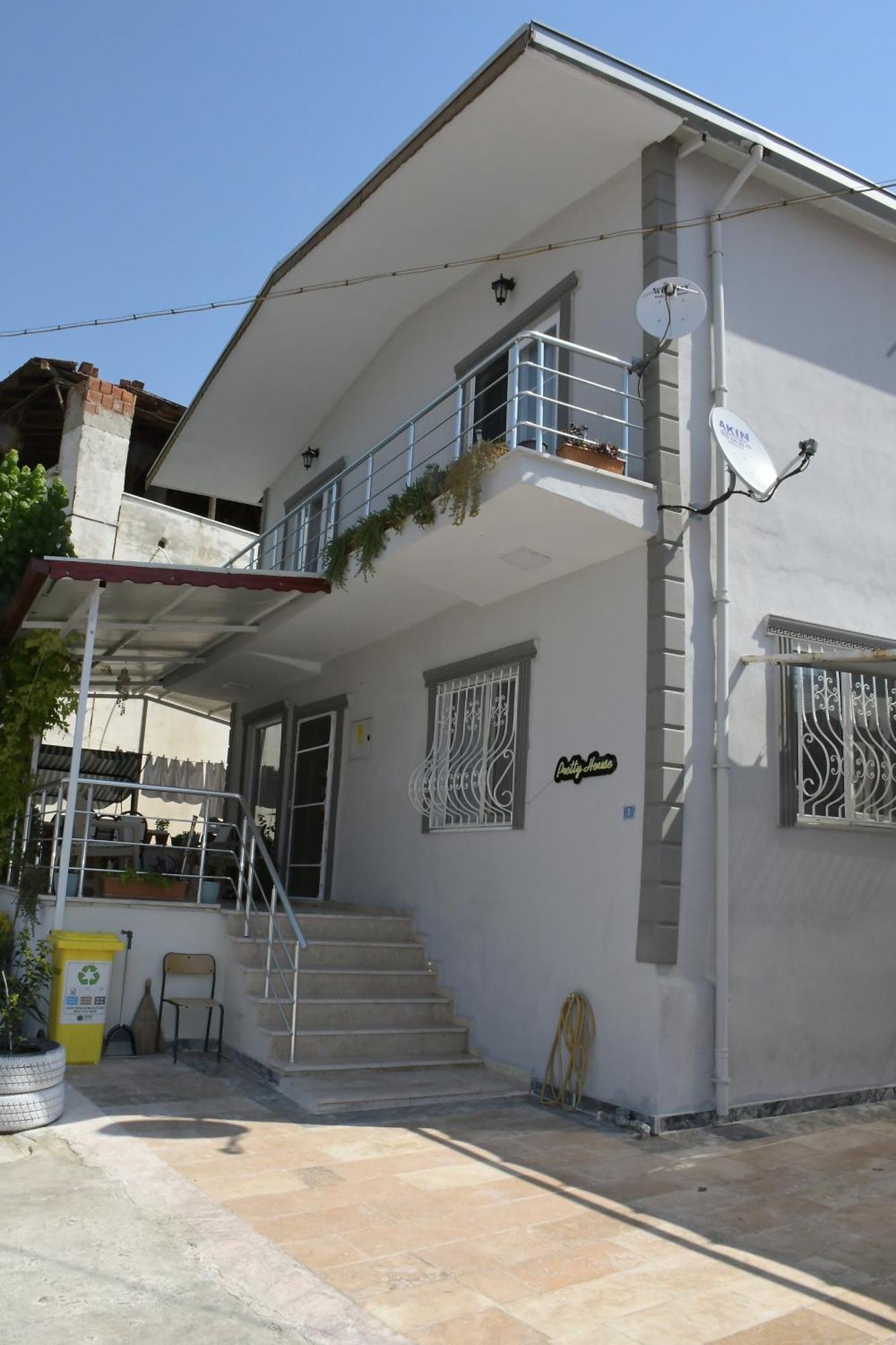 דירות פמוקלה Pretty House מראה חיצוני תמונה